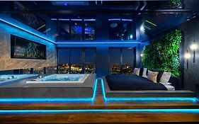 Apartamenty Quorum z Jacuzzi z Widokiem na Odrę by BQQK